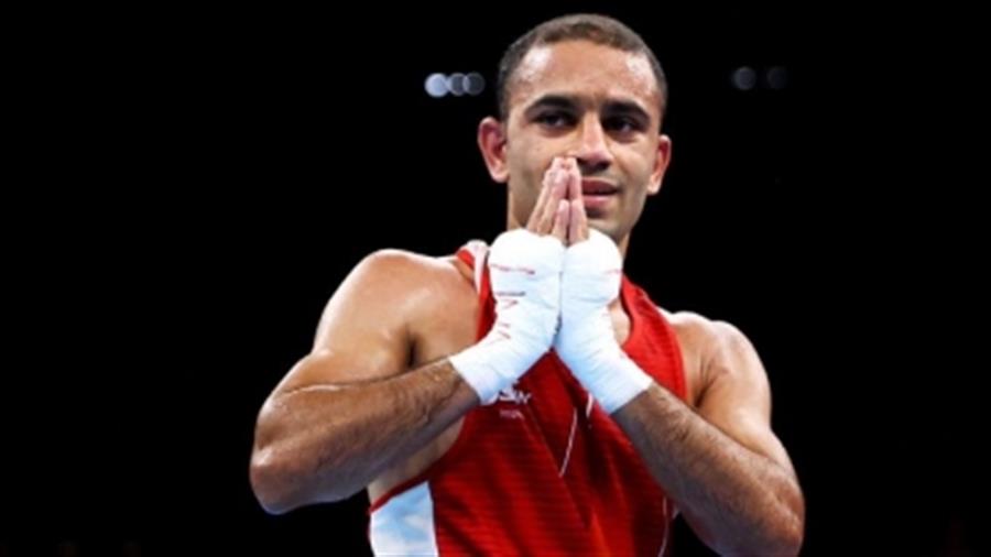Boxing: Amit Panghal, Jaismine Lamboria advance to semi-final, assure medals for India
