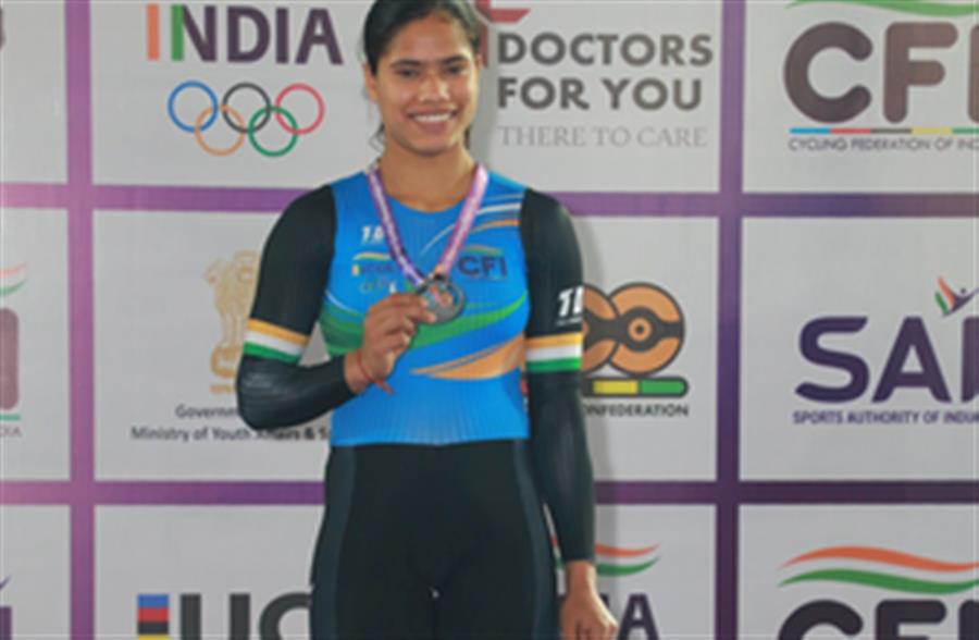 Asian Cycling: Gold winner Sarita, mason&#39;s daughter from Jharkhand, aspires to provide better life for her parents