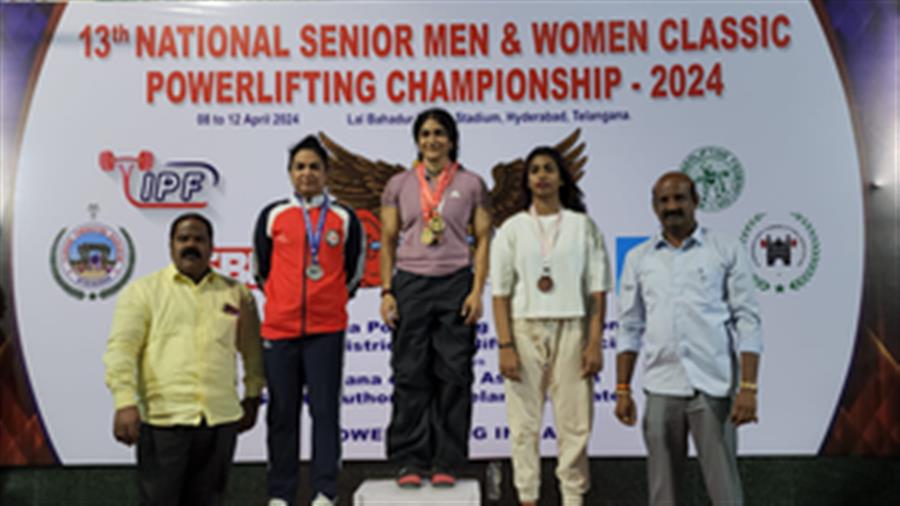 At 50, IRS officer Ekta wins national powerlifting medals, breaks records