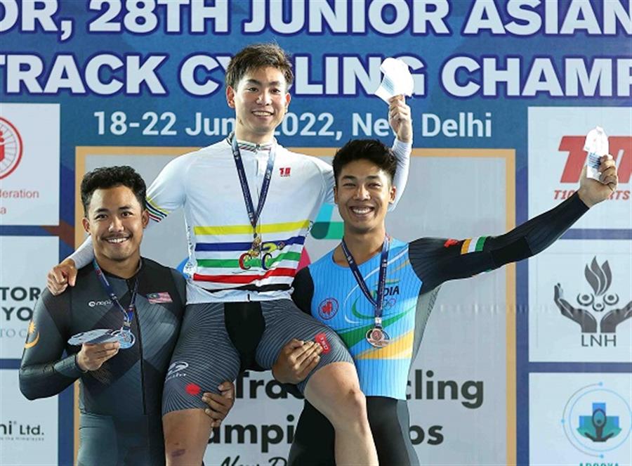 Indian cyclists secure two more bronze medals 