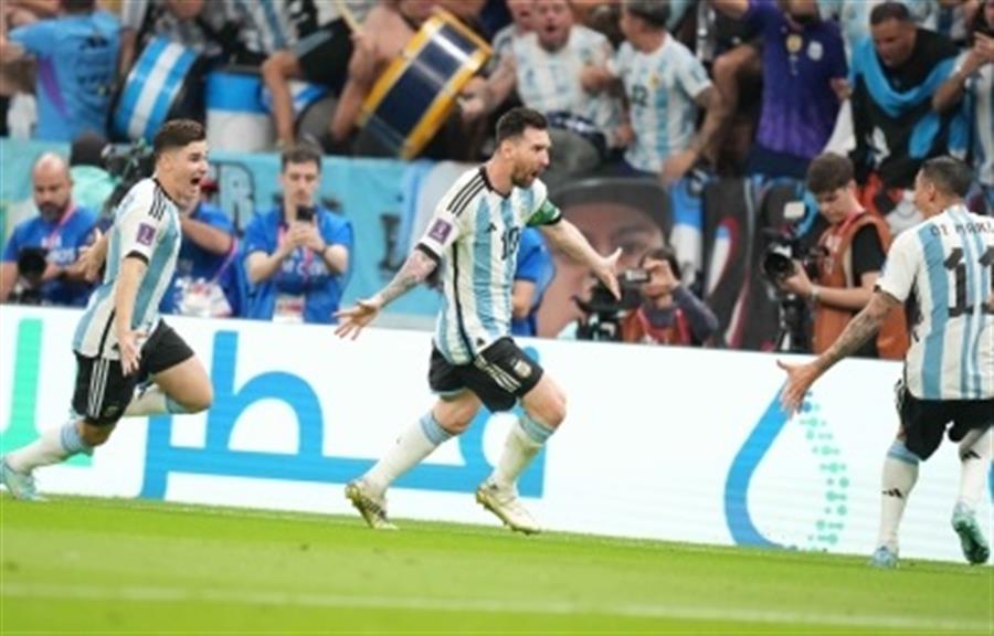 Argentina to take on Australia in last 16 clash after fluent 2-0 win over Poland 
