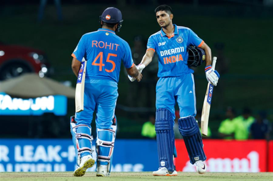 Rohit tells the coaches to let the players make their own decisions on the field: Shubman Gill